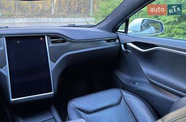 Лифтбек Tesla Model S 2016 в 