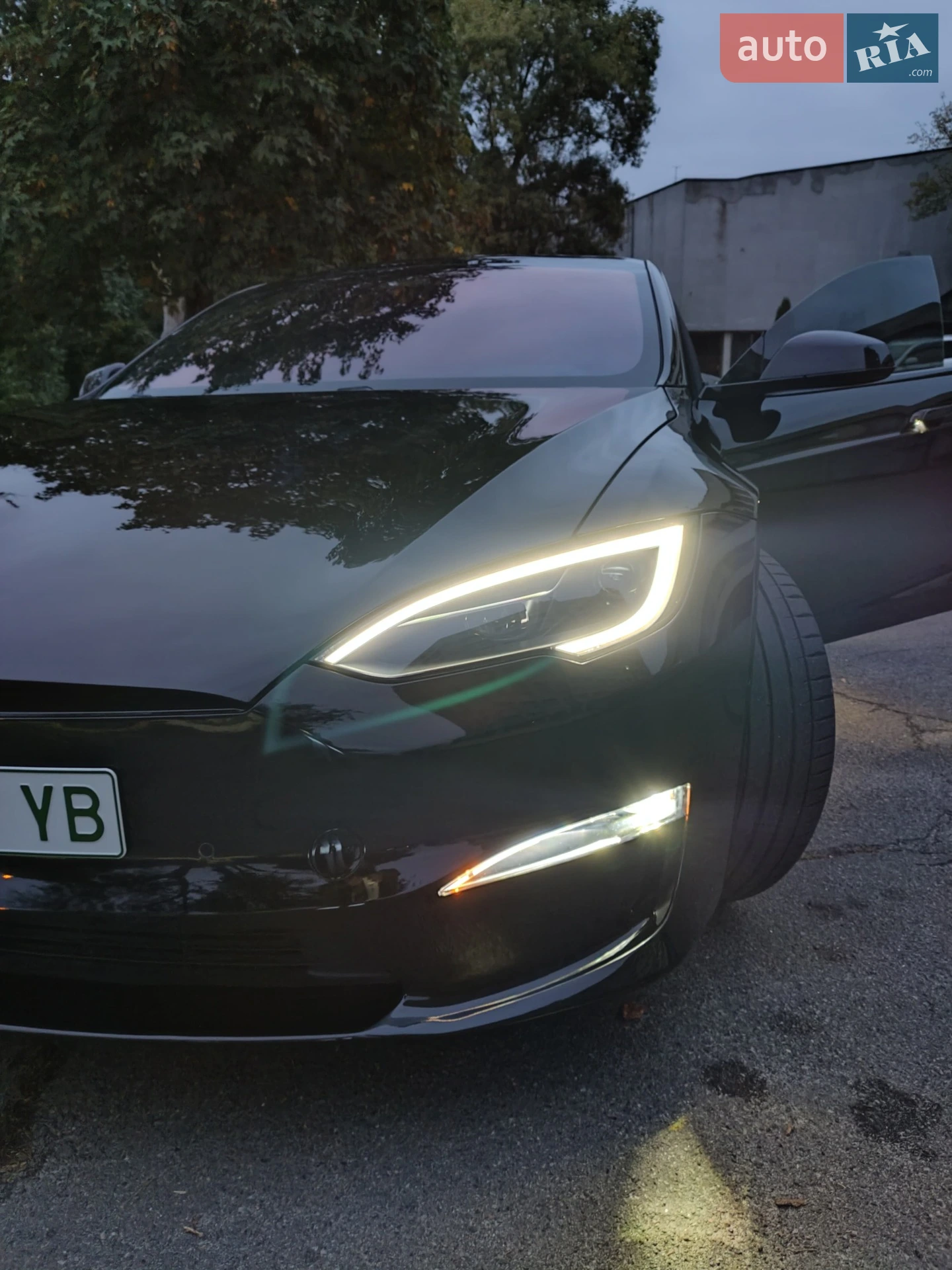 2022 Tesla Model S - мініатюра 13