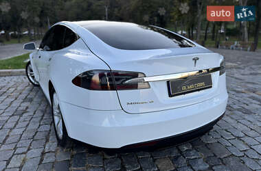 Ліфтбек Tesla Model S 2013 в Києві