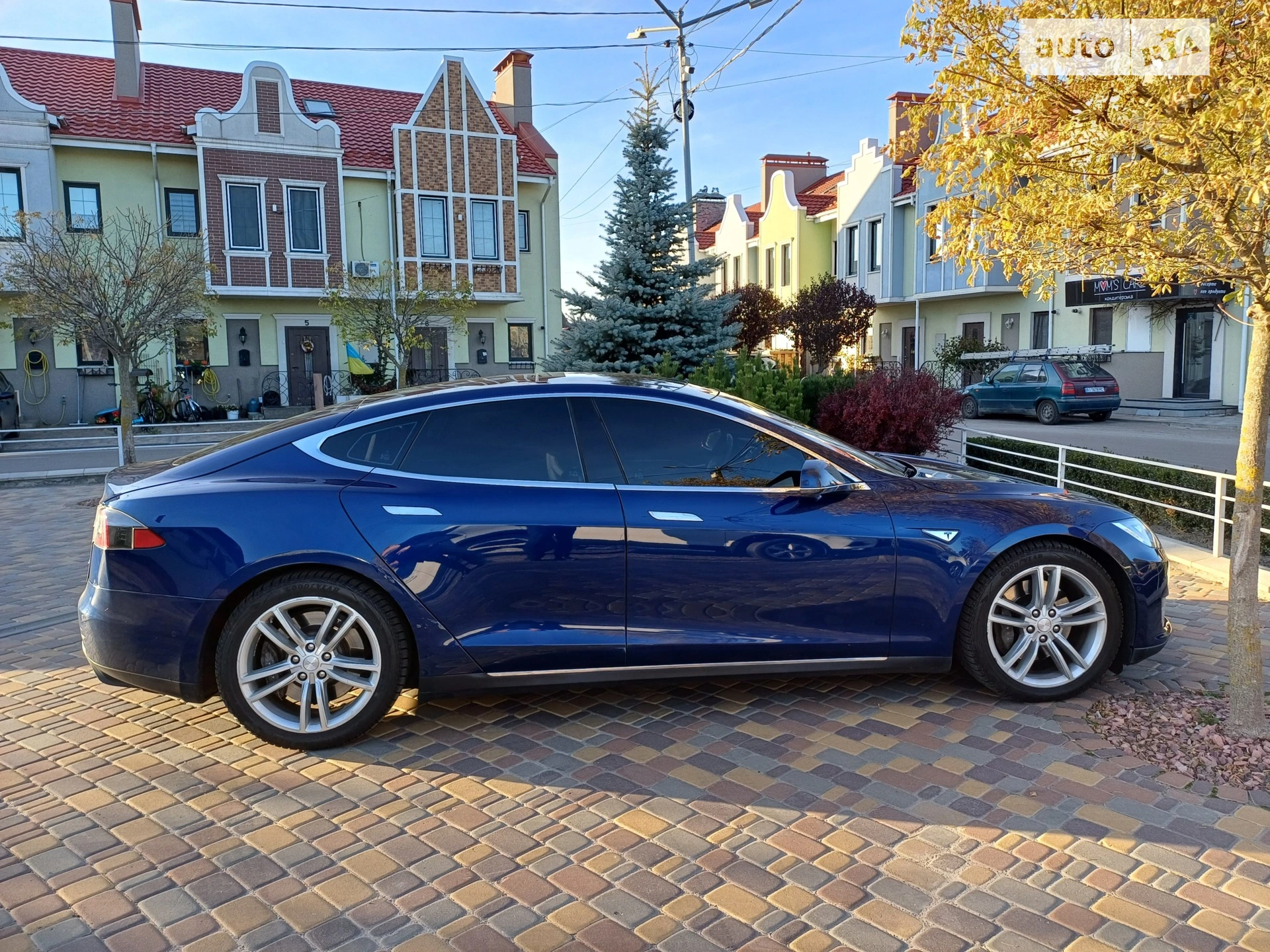 2015 Tesla Model S - фото 1
