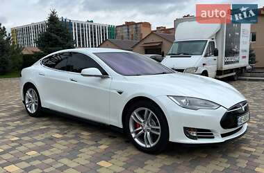 Лифтбек Tesla Model S 2014 в Днепре