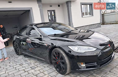 Лифтбек Tesla Model S 2013 в Ивано-Франковске