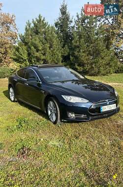 Ліфтбек Tesla Model S 2014 в Одесі