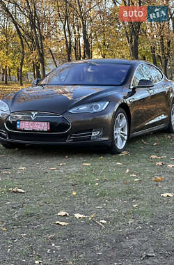 Лифтбек Tesla Model S 2014 в Кропивницком