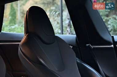 Лифтбек Tesla Model S 2017 в 