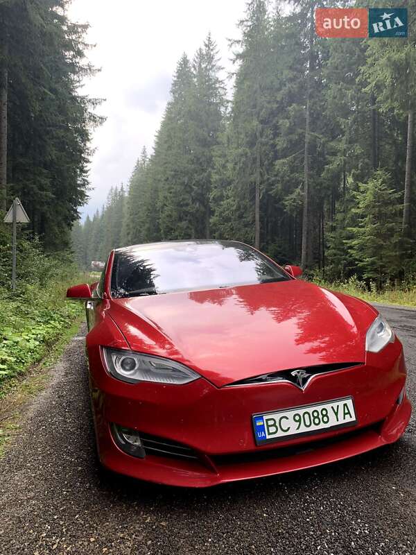 Лифтбек Tesla Model S 2016 в Львове фото 4 Лифтбек Tesla Model S 2016 в Львове