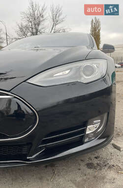 Лифтбек Tesla Model S 2013 в Киеве