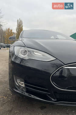 Лифтбек Tesla Model S 2013 в Киеве
