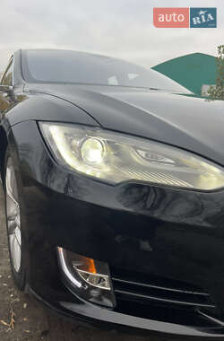 Лифтбек Tesla Model S 2013 в Киеве