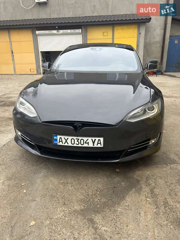 Ліфтбек Tesla Model S 2016 в Харкові фото 6 Ліфтбек Tesla Model S 2016 в Харкові