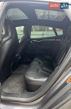 Лифтбек Tesla Model S 2016 в Харькове
