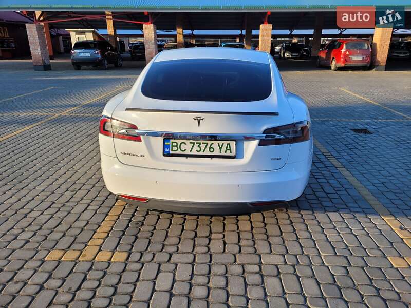 Лифтбек Tesla Model S 2015 в Львове фото 8 Лифтбек Tesla Model S 2015 в Львове