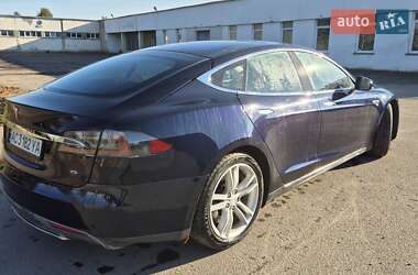 Лифтбек Tesla Model S 2013 в Луцке