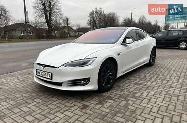 Лифтбек Tesla Model S 2018 в Хмельницком