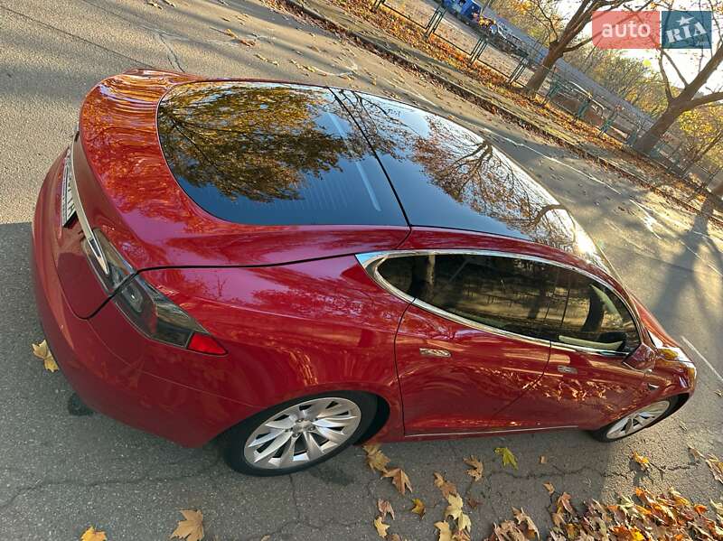 Ліфтбек Tesla Model S 2019 в Миколаєві фото 7 Ліфтбек Tesla Model S 2019 в Миколаєві