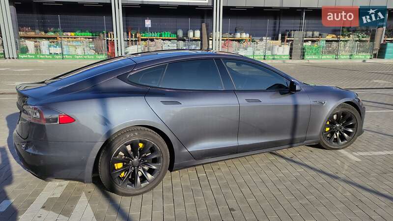 Ліфтбек Tesla Model S 2016 в Первомайську фото 7 Ліфтбек Tesla Model S 2016 в Первомайську