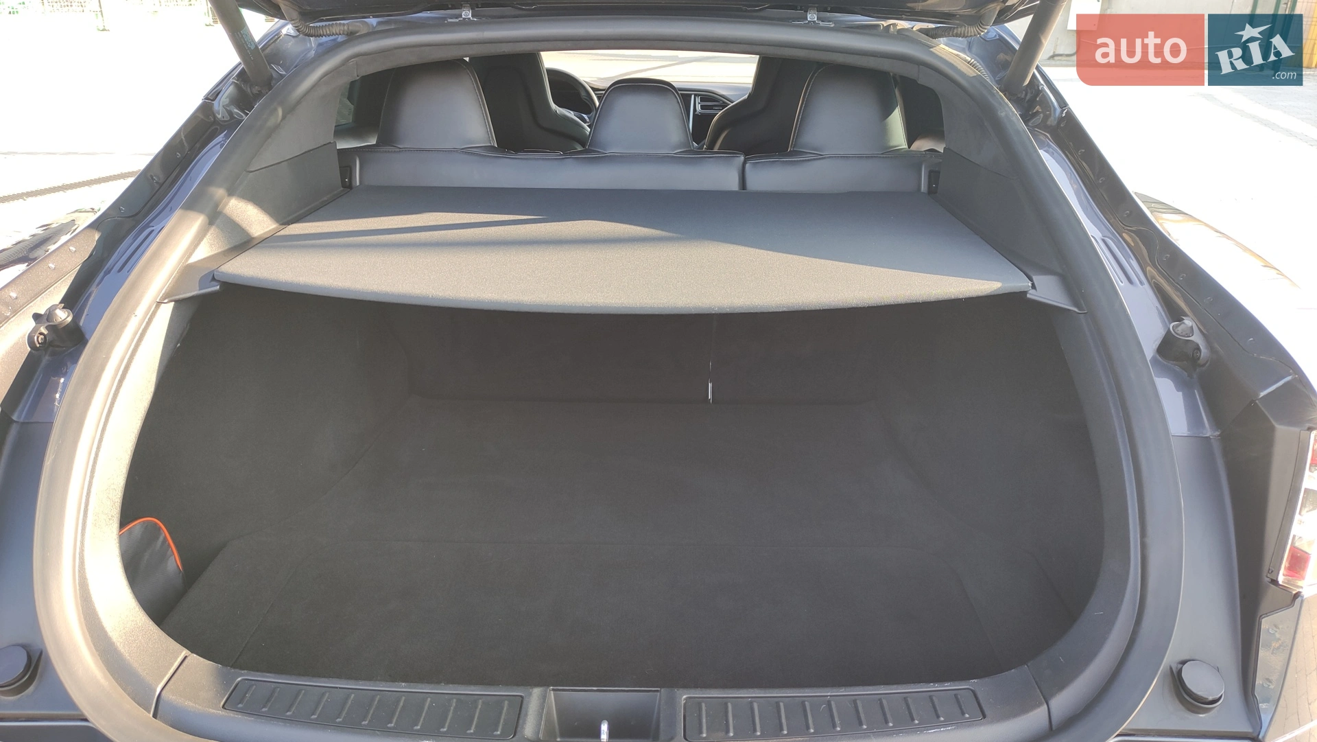 2016 Tesla Model S - мініатюра 9