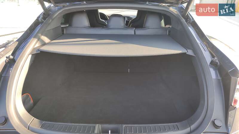 Лифтбек Tesla Model S 2016 в Первомайске фото 9 Лифтбек Tesla Model S 2016 в Первомайске