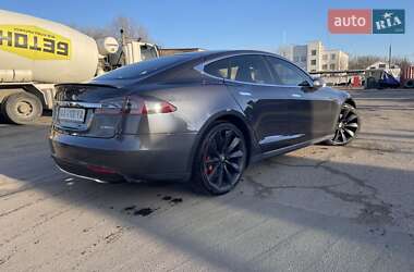 Лифтбек Tesla Model S 2014 в 