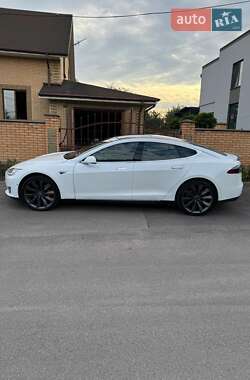 Ліфтбек Tesla Model S 2014 в Вінниці