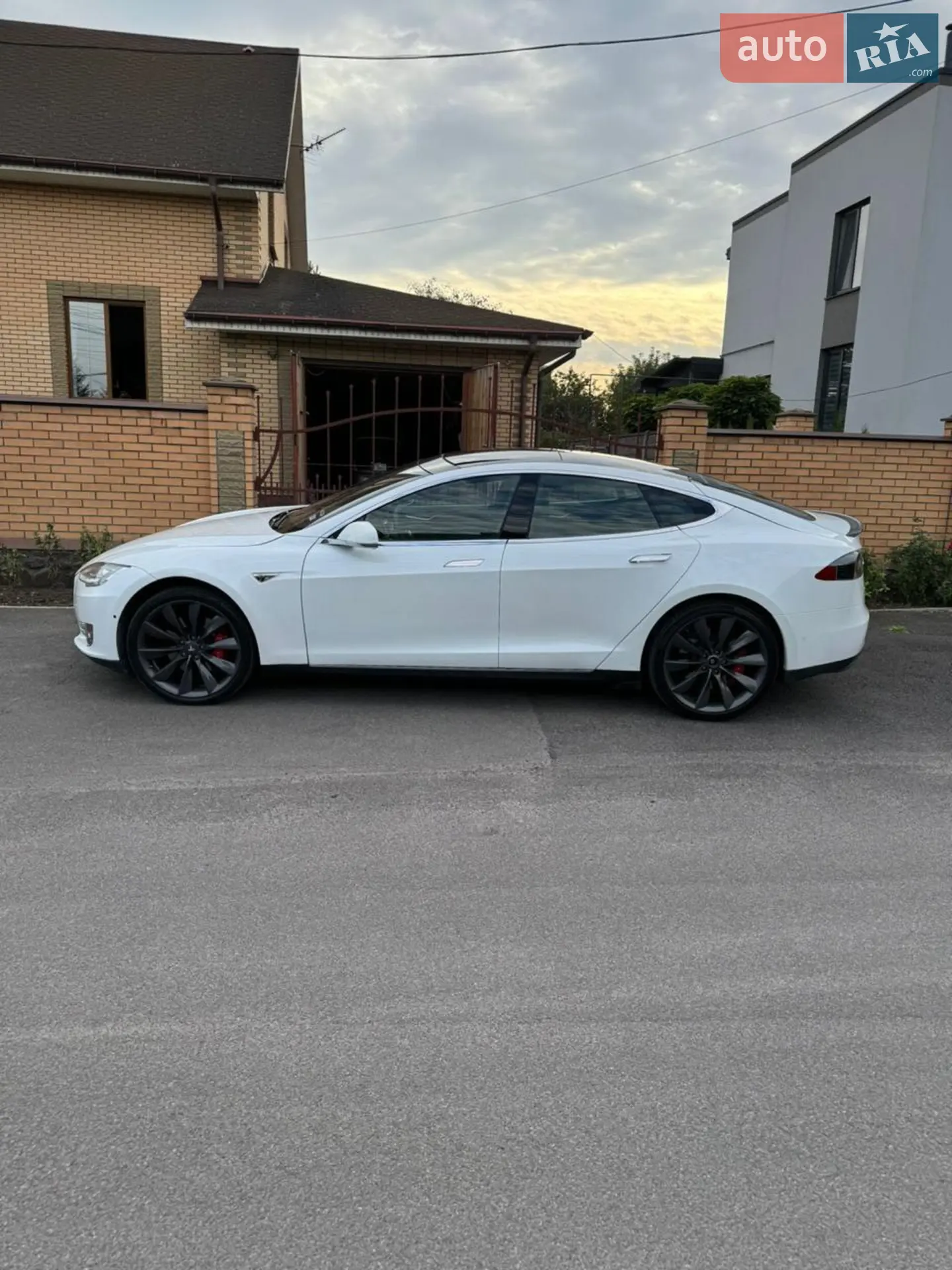2014 Tesla Model S - мініатюра 7