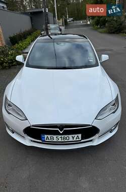 Лифтбек Tesla Model S 2014 в Виннице