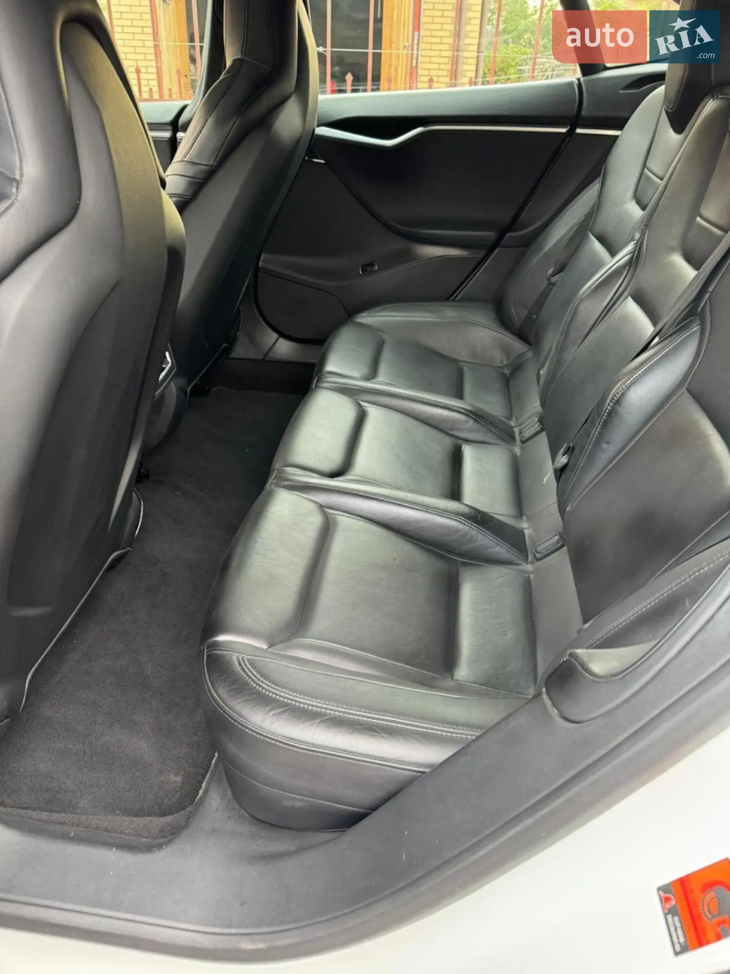 2014 Tesla Model S - мініатюра 15