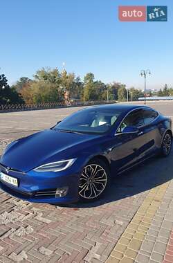 Ліфтбек Tesla Model S 2018 в Харкові