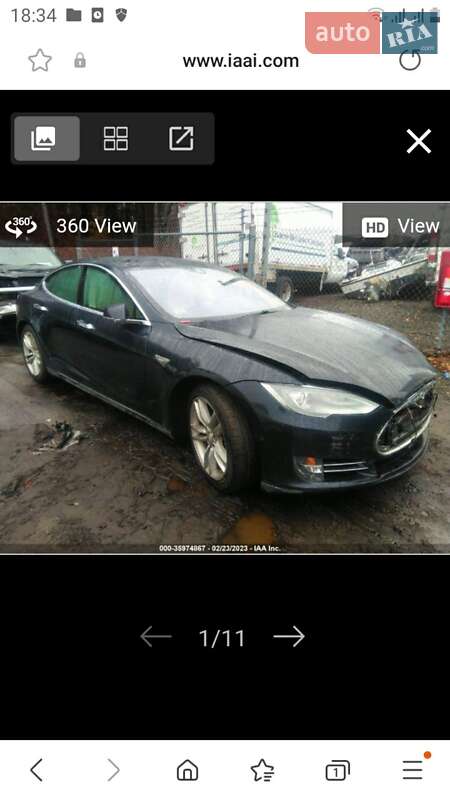 Лифтбек Tesla Model S 2015 в Павлограде