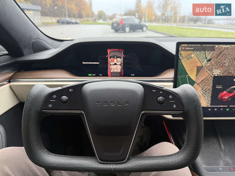 Лифтбек Tesla Model S 2022 в Виннице