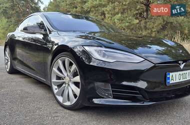 Лифтбек Tesla Model S 2016 в 
