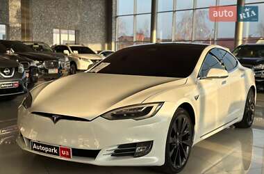 Лифтбек Tesla Model S 2019 в Одессе