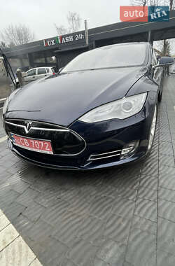 Лифтбек Tesla Model S 2014 в Ивано-Франковске