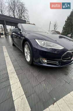 Лифтбек Tesla Model S 2014 в Ивано-Франковске