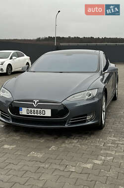 Лифтбек Tesla Model S 2014 в Хмельницком