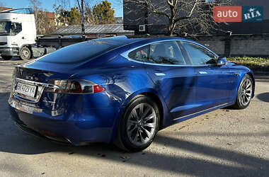 Лифтбек Tesla Model S 2020 в Ровно