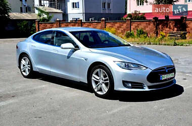 Ліфтбек Tesla Model S 2014 в Тернополі