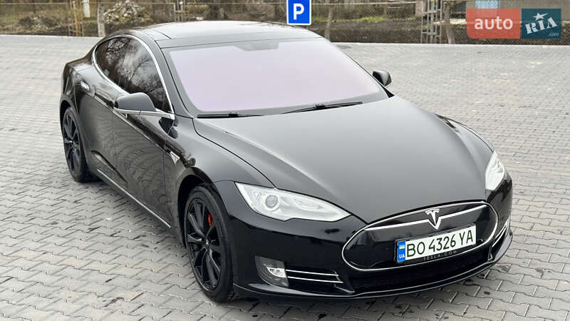 Ліфтбек Tesla Model S 2014 в Зборові