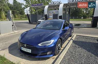 Ліфтбек Tesla Model S 2017 в Херсоні