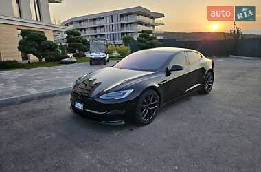 Лифтбек Tesla Model S 2021 в Киеве
