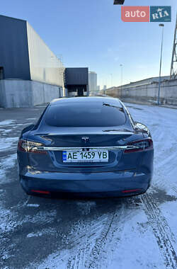 Ліфтбек Tesla Model S 2020 в Києві