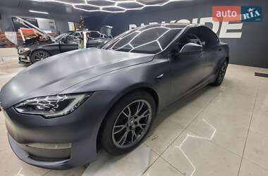 Лифтбек Tesla Model S 2022 в 