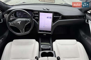 Лифтбек Tesla Model S 2019 в 
