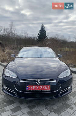 Ліфтбек Tesla Model S 2014 в Львові