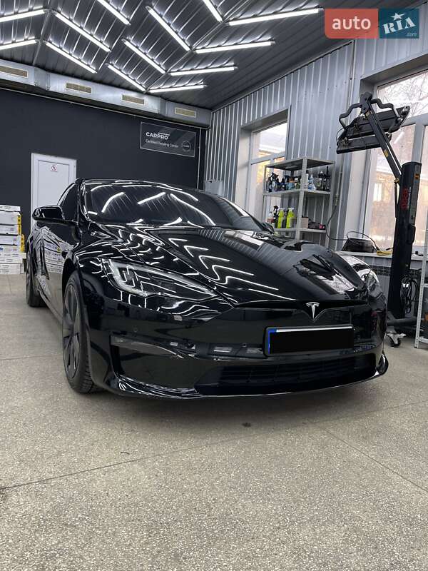 Лифтбек Tesla Model S 2022 в Виннице