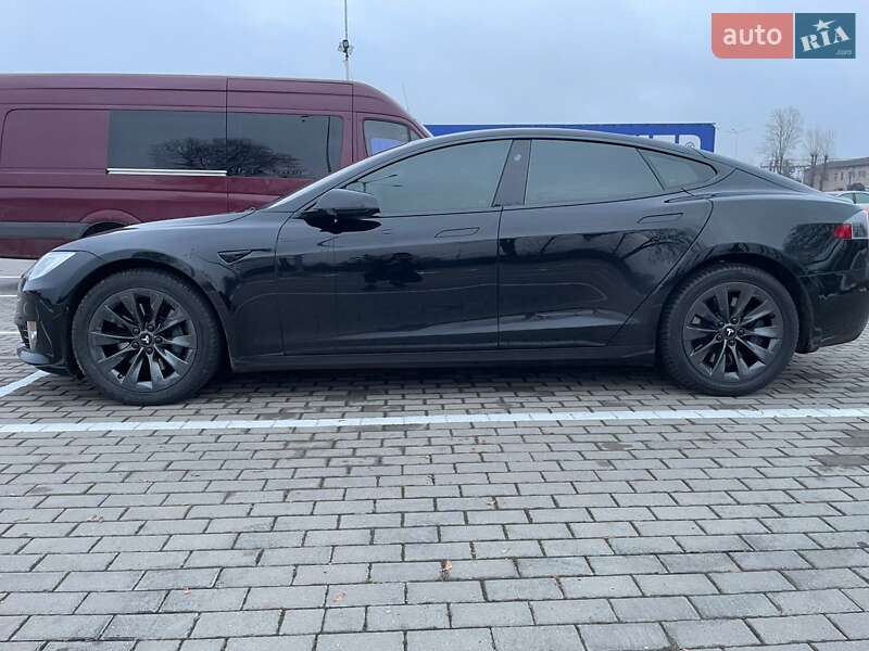 Лифтбек Tesla Model S 2019 в Тернополе