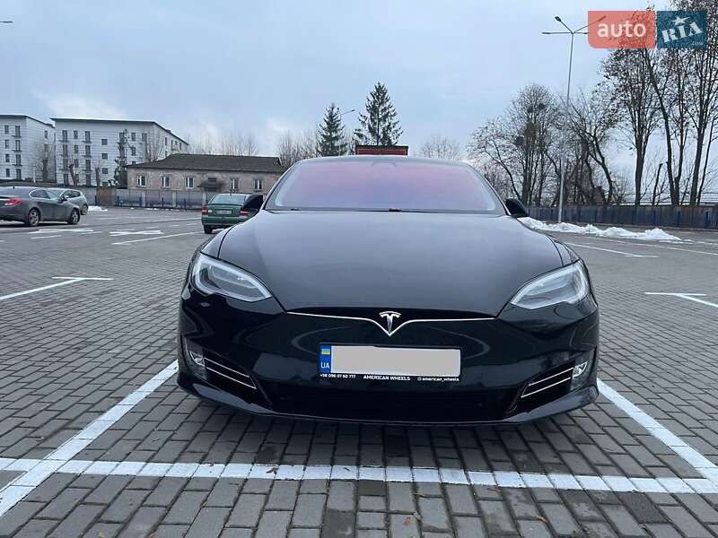 Лифтбек Tesla Model S 2019 в Тернополе