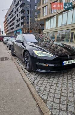 Лифтбек Tesla Model S 2021 в Киеве