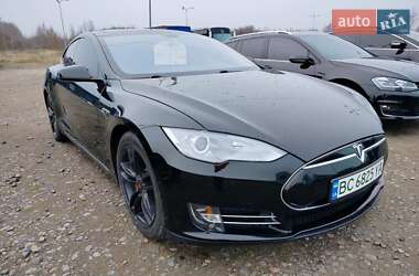 Лифтбек Tesla Model S 2013 в Львове