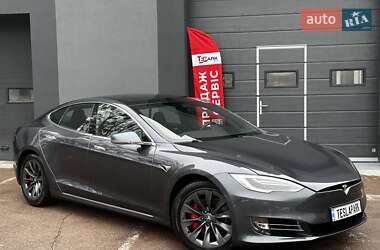 Ліфтбек Tesla Model S 2017 в Києві